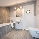 Apartament Parkowa *